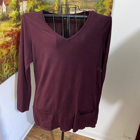 NWT New York & Co size large burgundy maroon v neck sweater‎ with pockets casual - Picture 1 of 9
